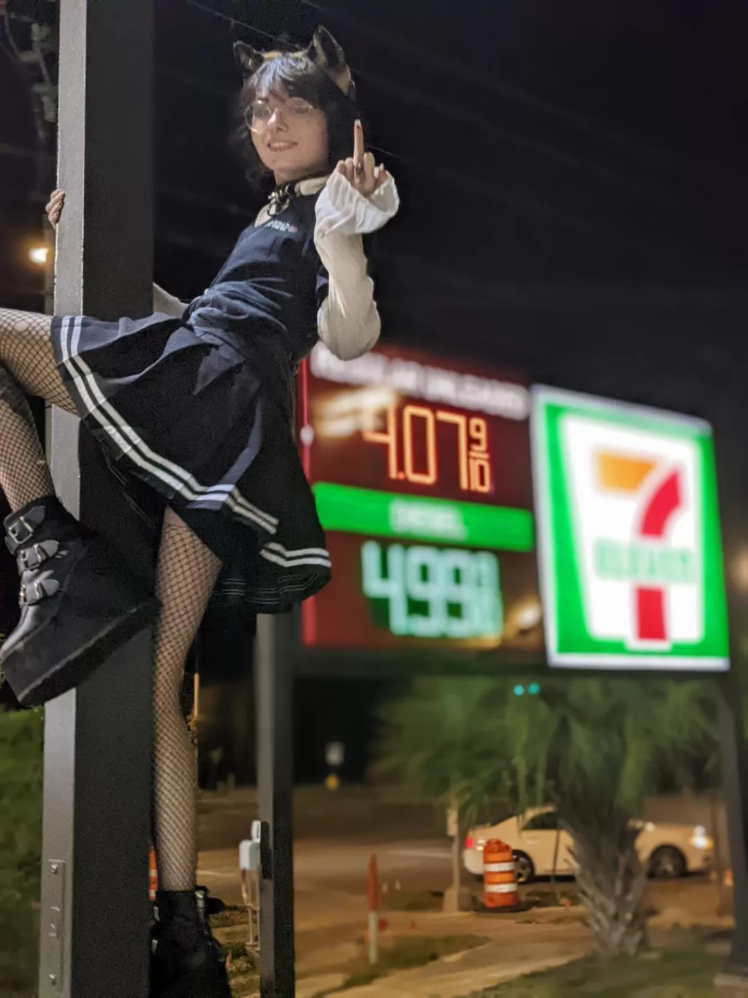 Don't forget to support ur favorite daddy 💙 posted by Lil_Peachy_Fox