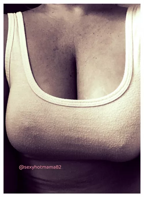 Dont get cut on these by SexyHotMama82