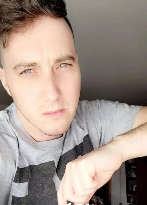 don't have a witty title, but hope y'all have a good day 😊 by TheKillingJok3