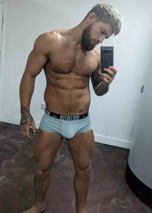 Don't just look... come and touch by scott_hudson_fitflex