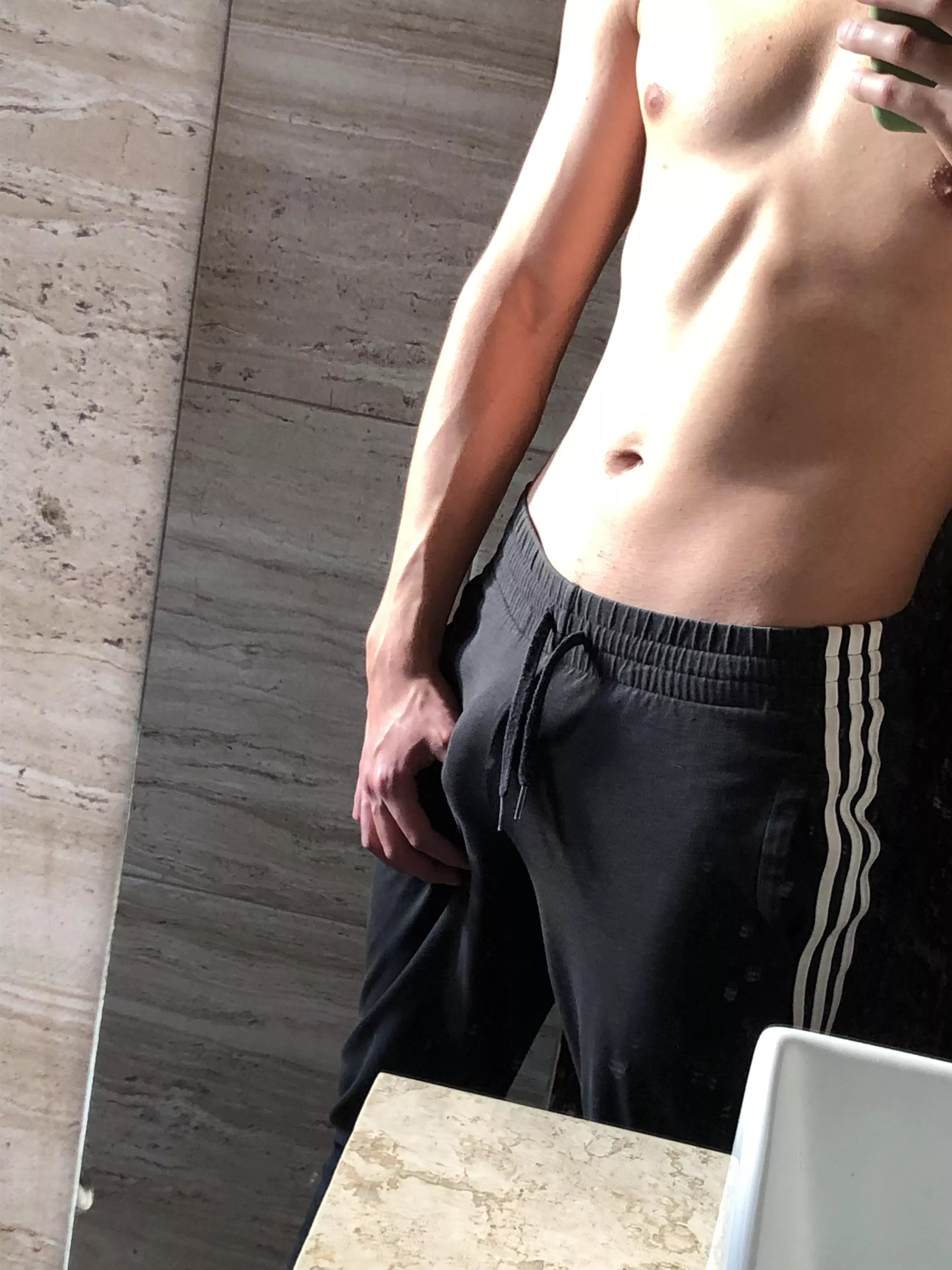 Don’t mind me, just another horny dude posted by leo_crv