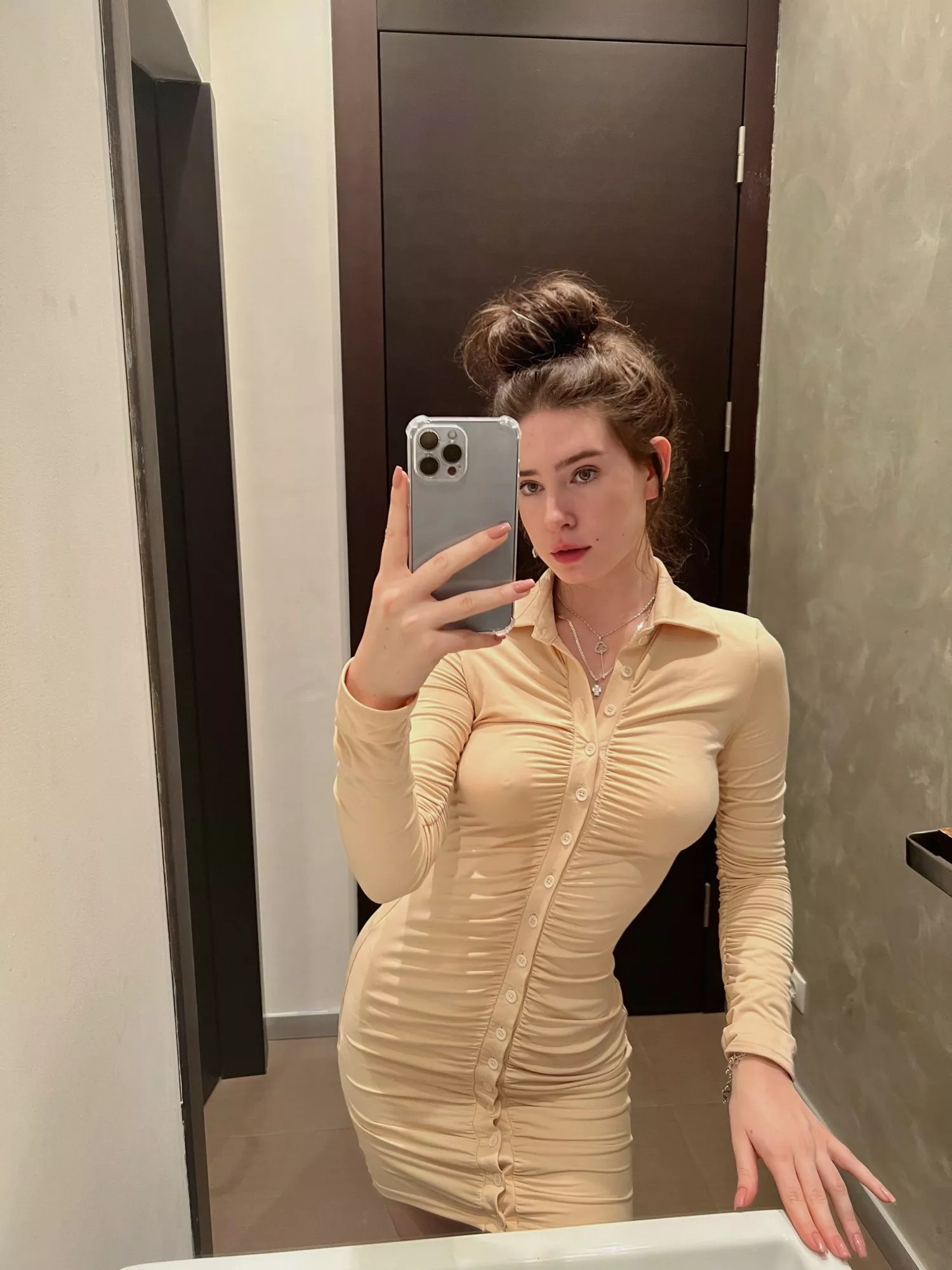 don’t mind me, just patiently waiting for you to get home from work posted by mistakenwhisky