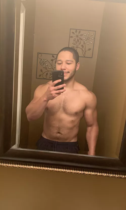 Don’t mind me, nothing to see here folks 👀 by GRayner28