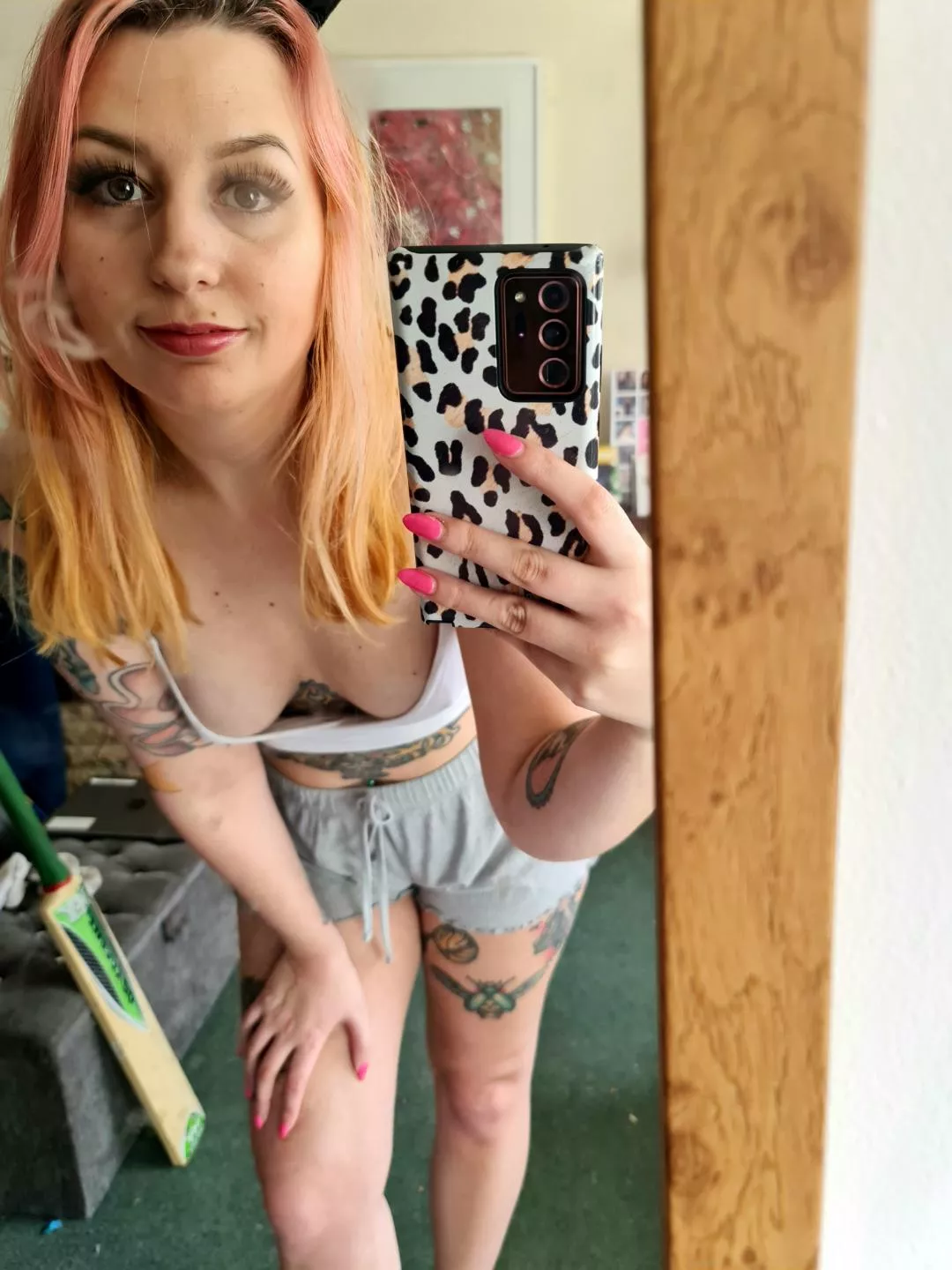 Don't mind the cricket bat in the background posted by PeeachyQueen