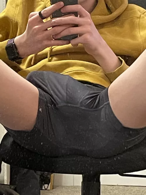 Don’t mind the dirty mirror by Weird-Fee-1240