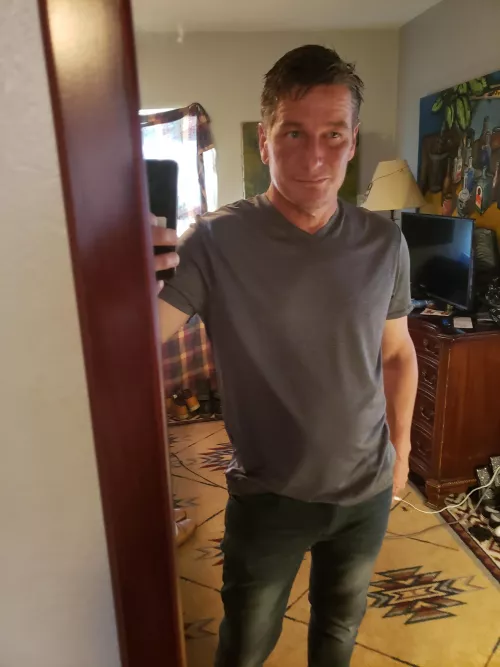 Dont often take good selfies. guess my age lol by Cool-Mixture-4123