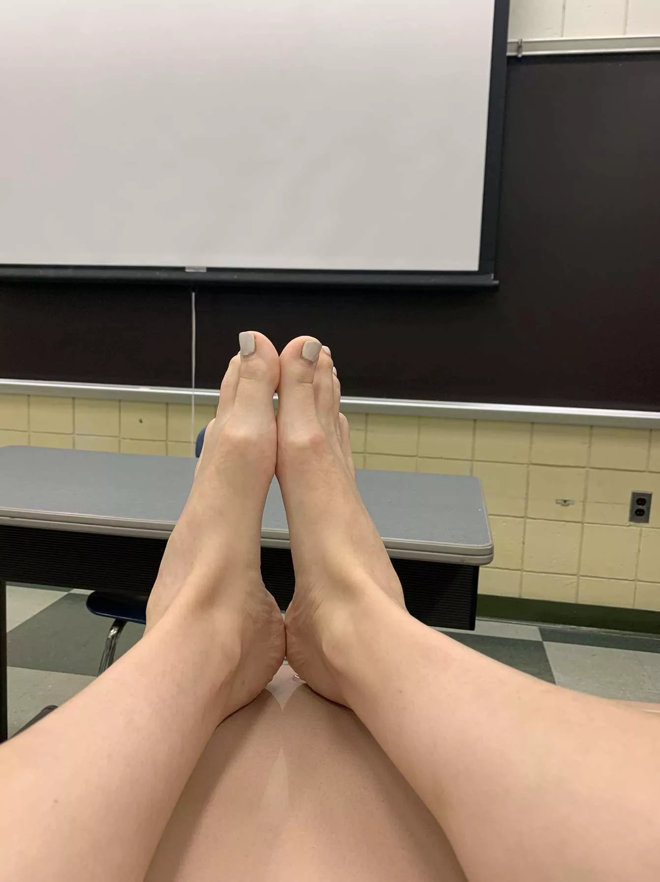 Don’t stare, the professor might see you. posted by JessicaJewelss