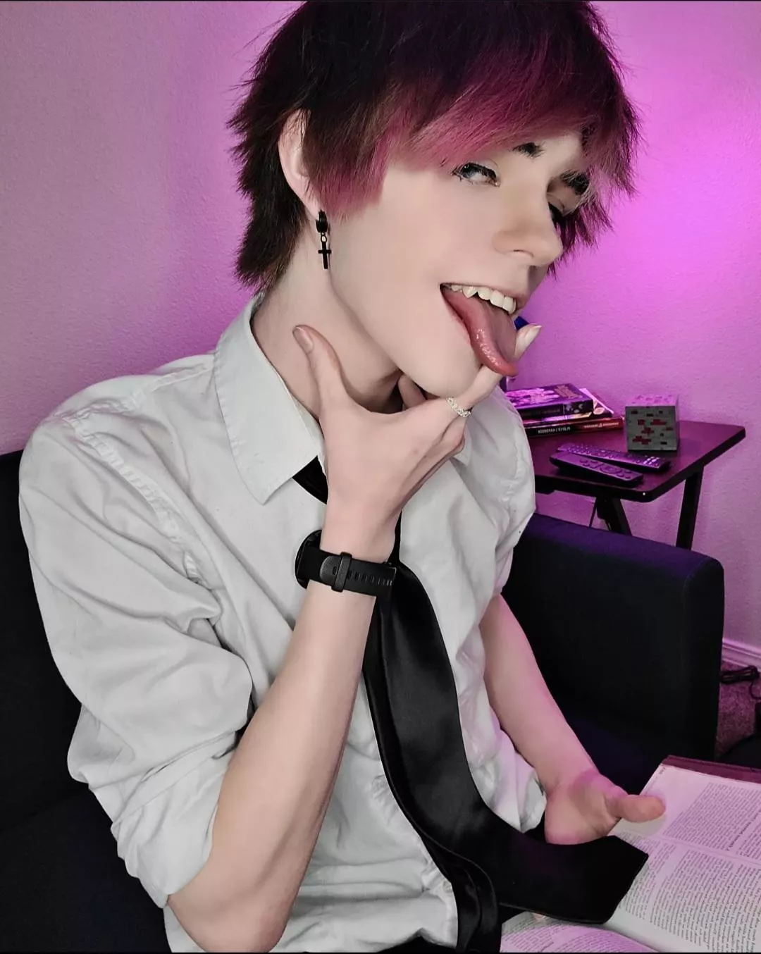 Don't worry, I bite 💋 posted by OLLuther