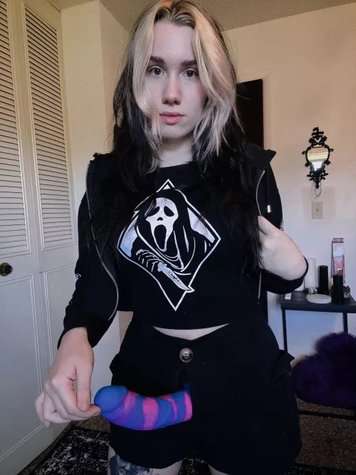 Don’t worry. Your mommy is packing by lexiegrll