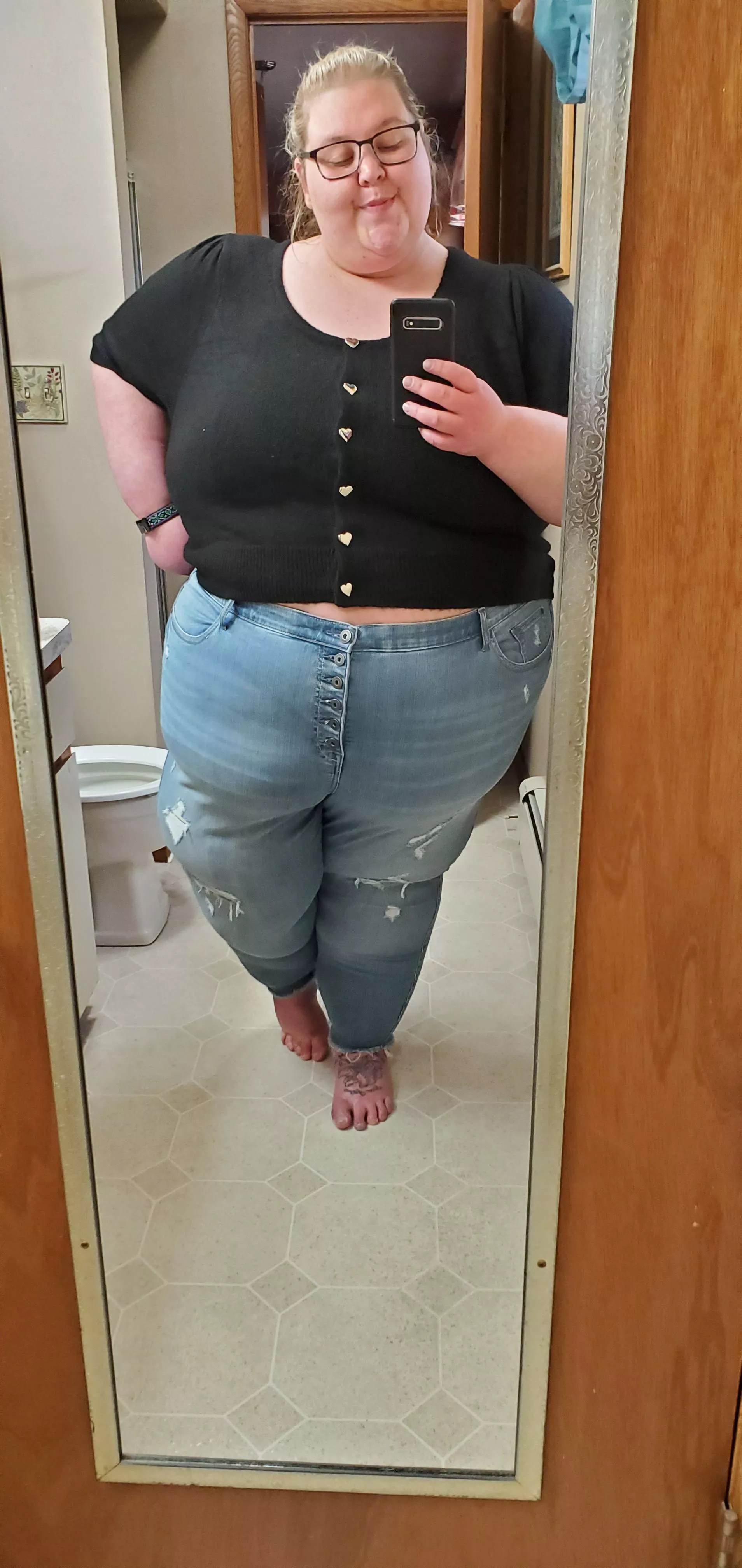 Don't you just love a crop top? posted by RileyG4