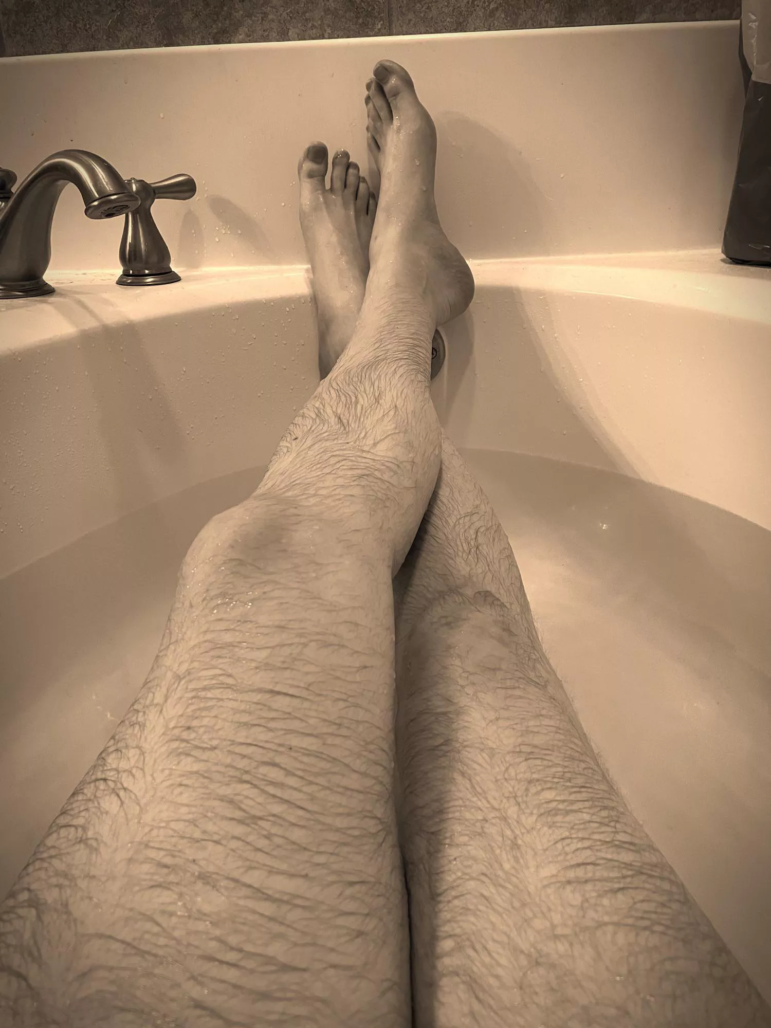 Don’t you think my fuck buddy has cute feet? posted by xxAngel_Feetxx