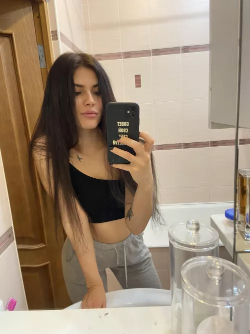 Don't you wanna reach out and touch my whole body?😊💞 by brainlesssdfg