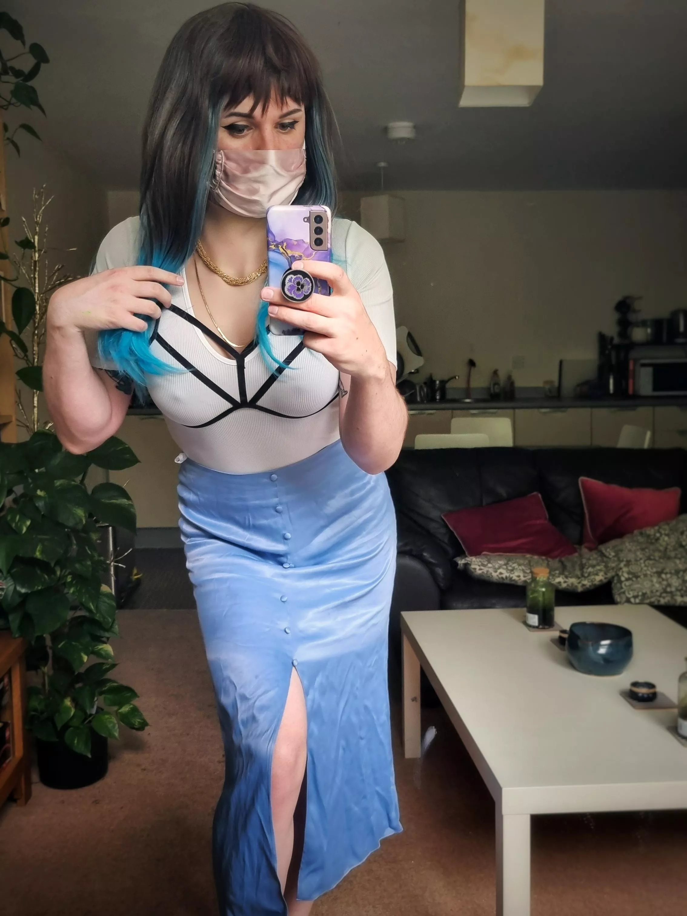 Don't you want to know how much I'm hiding under my skirt posted by bordering_unity