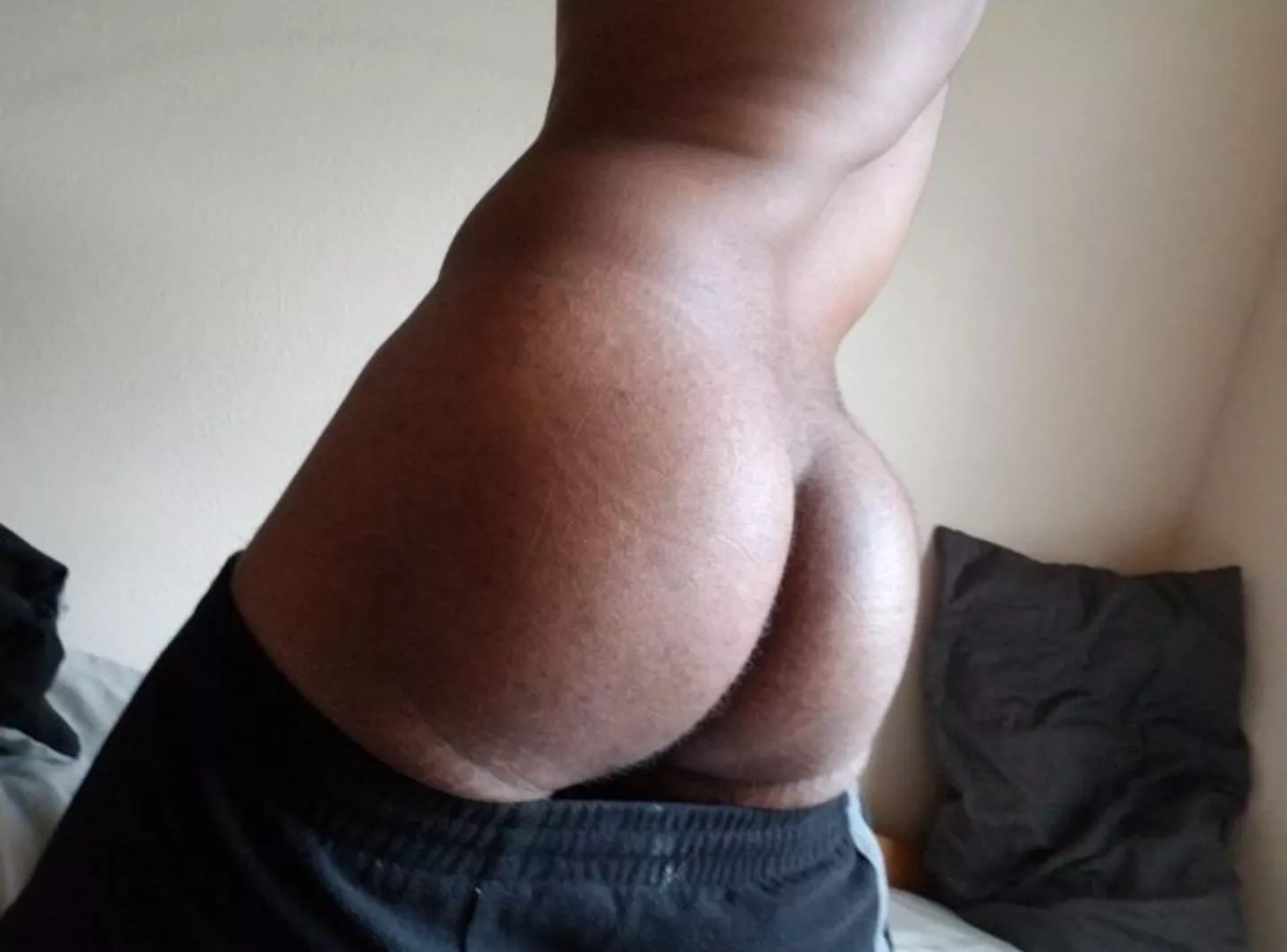 Don't you want to smack it posted by Roman170