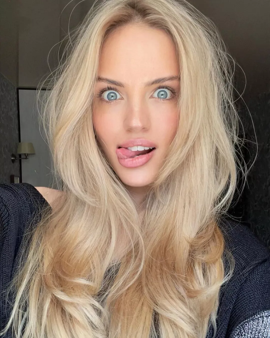 Donya posted by BOOOOOOOOBIES2