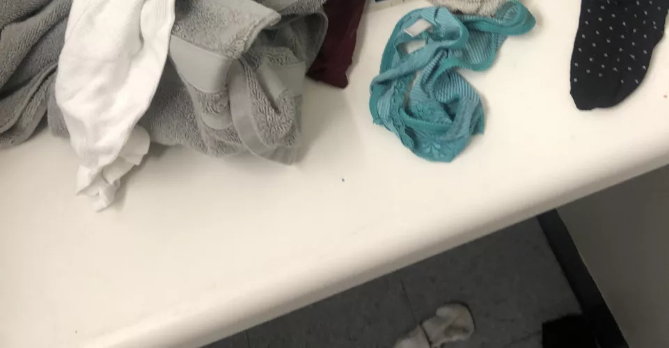 Dorm laundry room . Stop messaging me if no females are involved . I do not want to trade pics/stories . I’m not gay at all , I can cum by myself . Seriously stop or I won’t post anymore by Mediocre_Sea_7663
