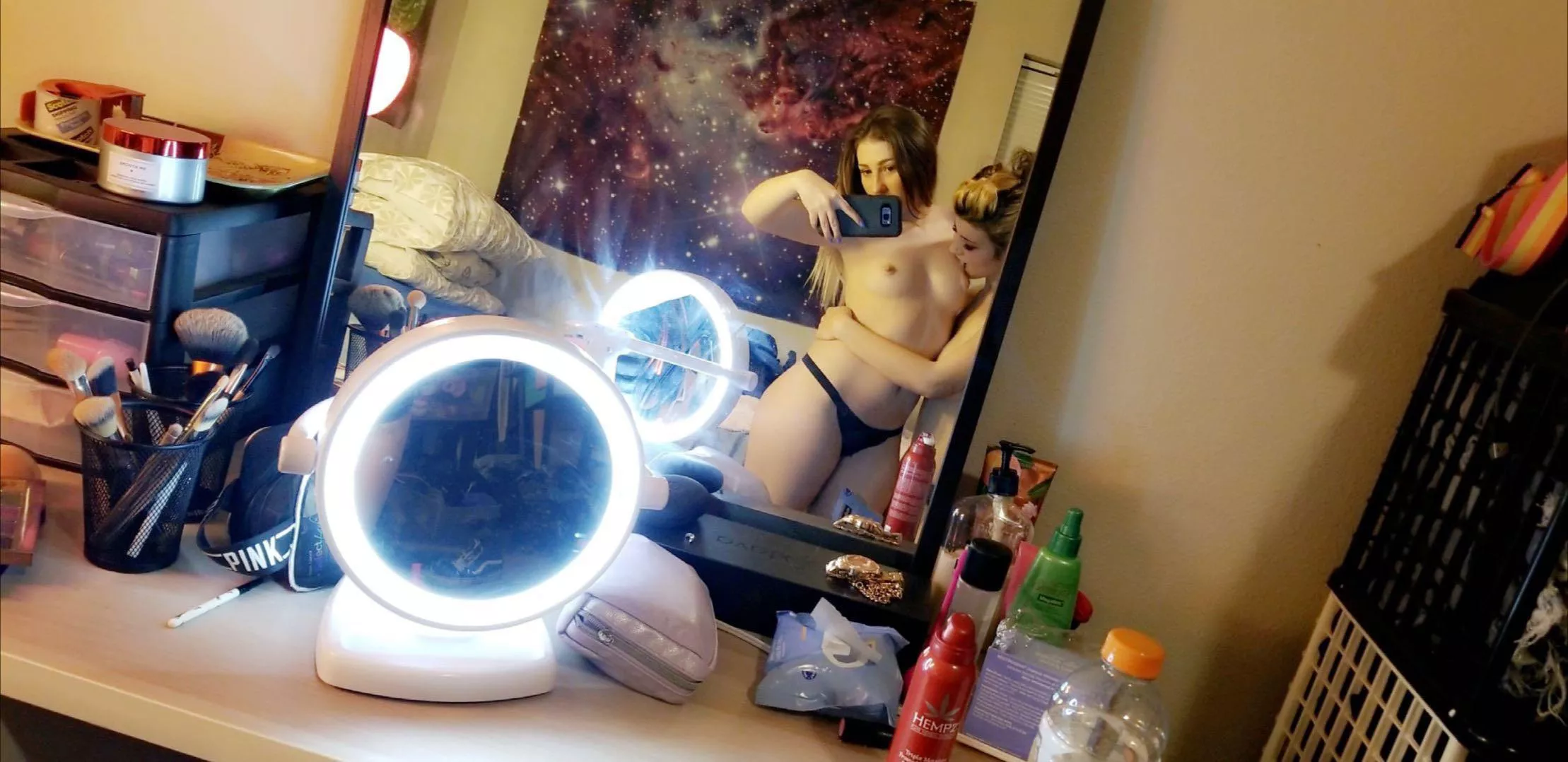 Double trouble 😈 posted by lexxiskybabe