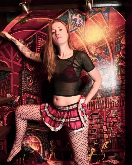 Drapes and carpet by thesaltyginger3