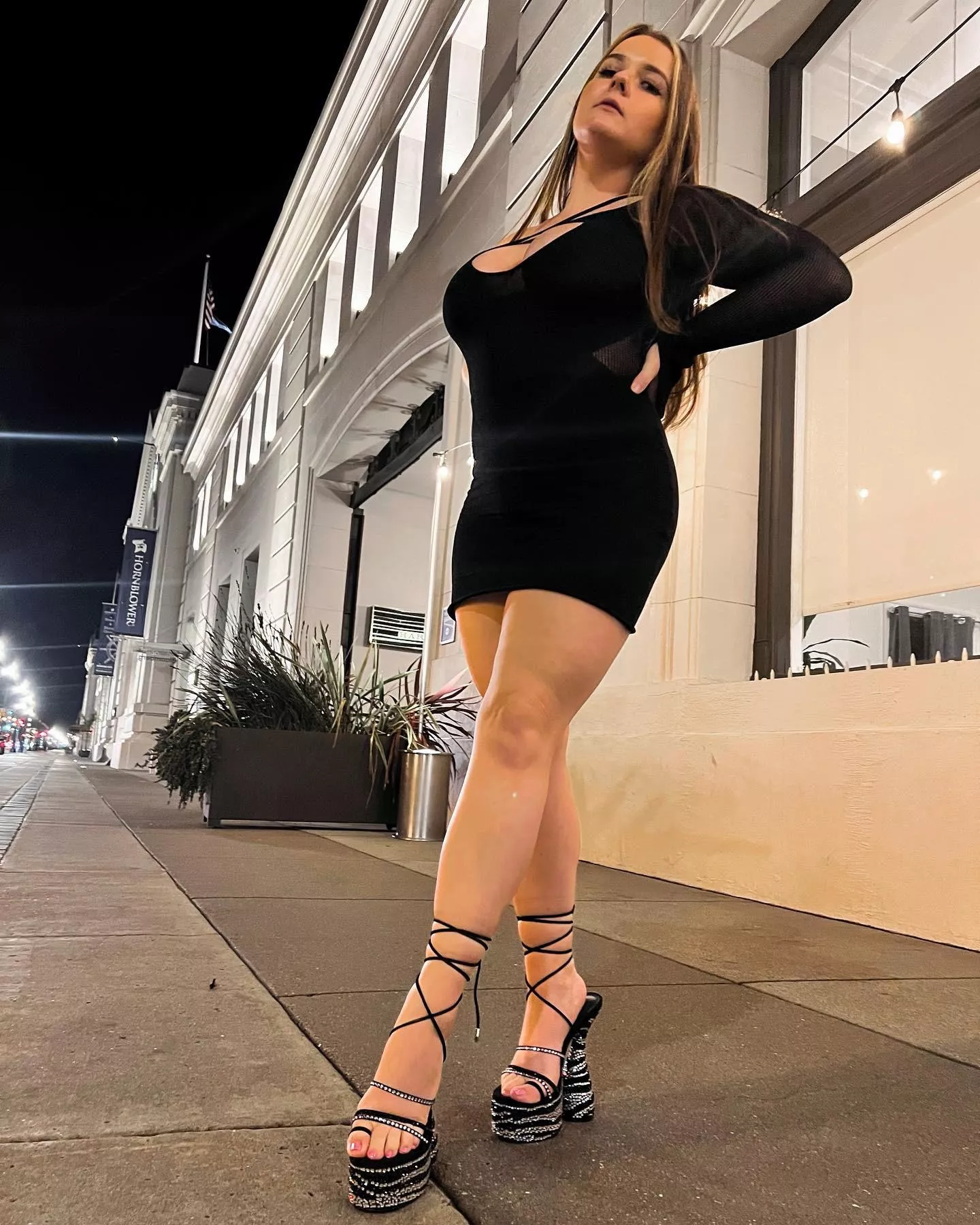 Dress by Valentina Voight :) posted by cassshley