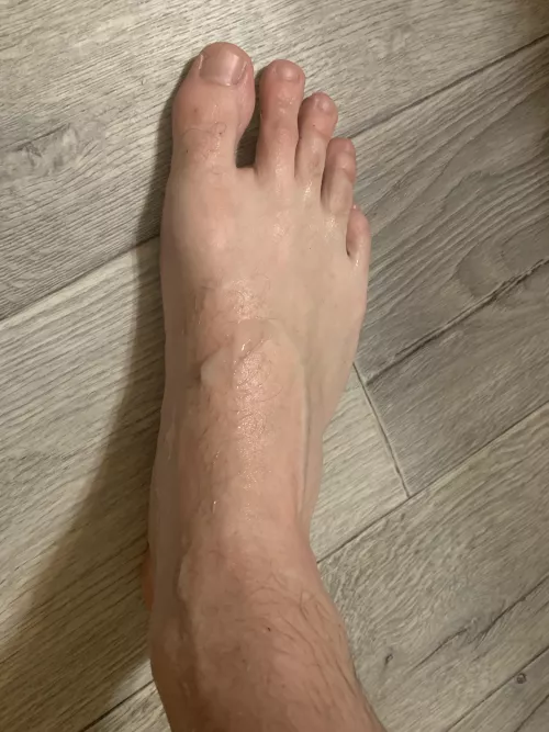 Dripping cum on my foot after already blowing a load on my sole. Want to help clean up? by hottubsexmachine18