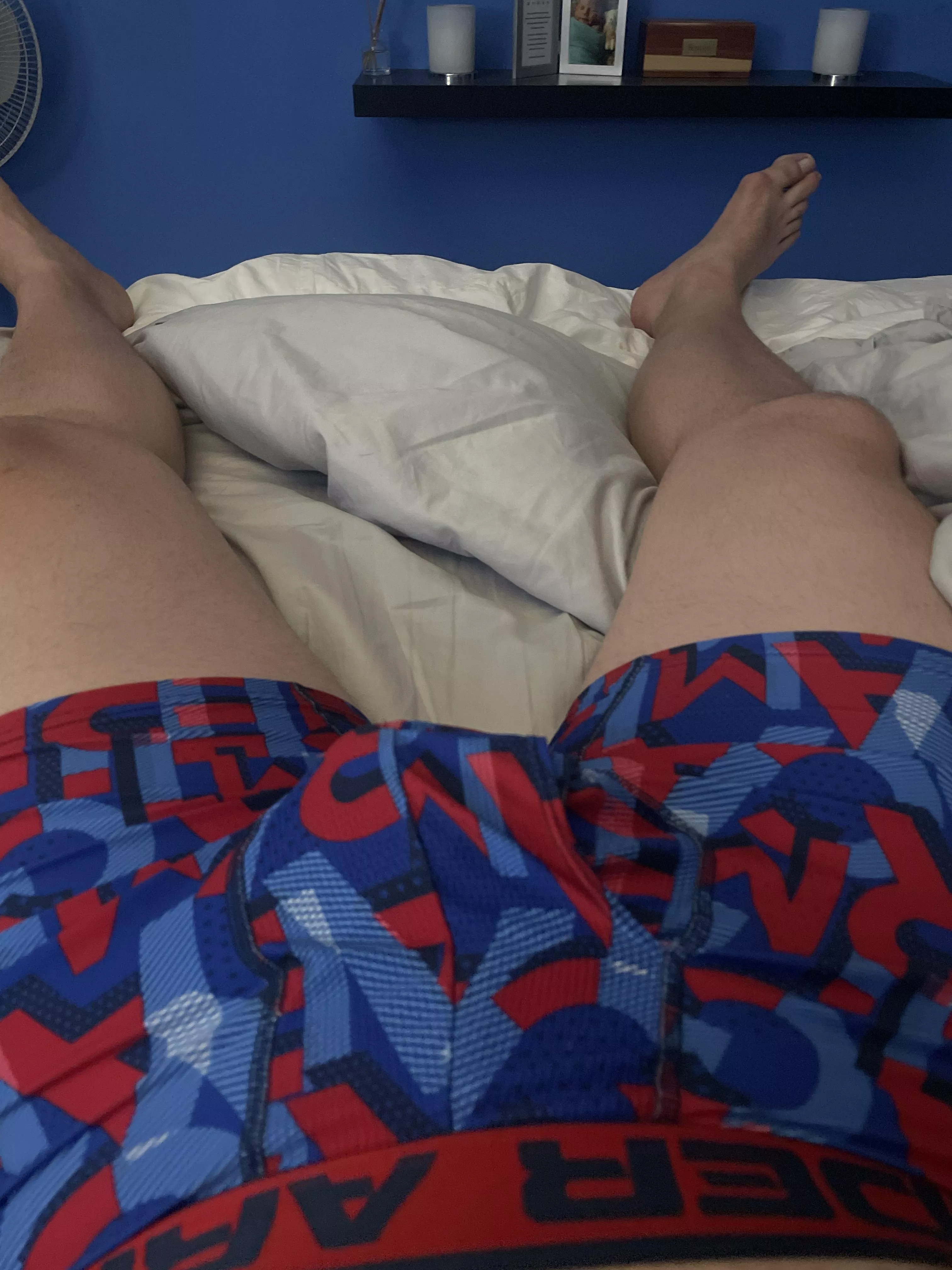 Drunk, horny and bored bro. What’s up? (30s) posted by PradaSurfer