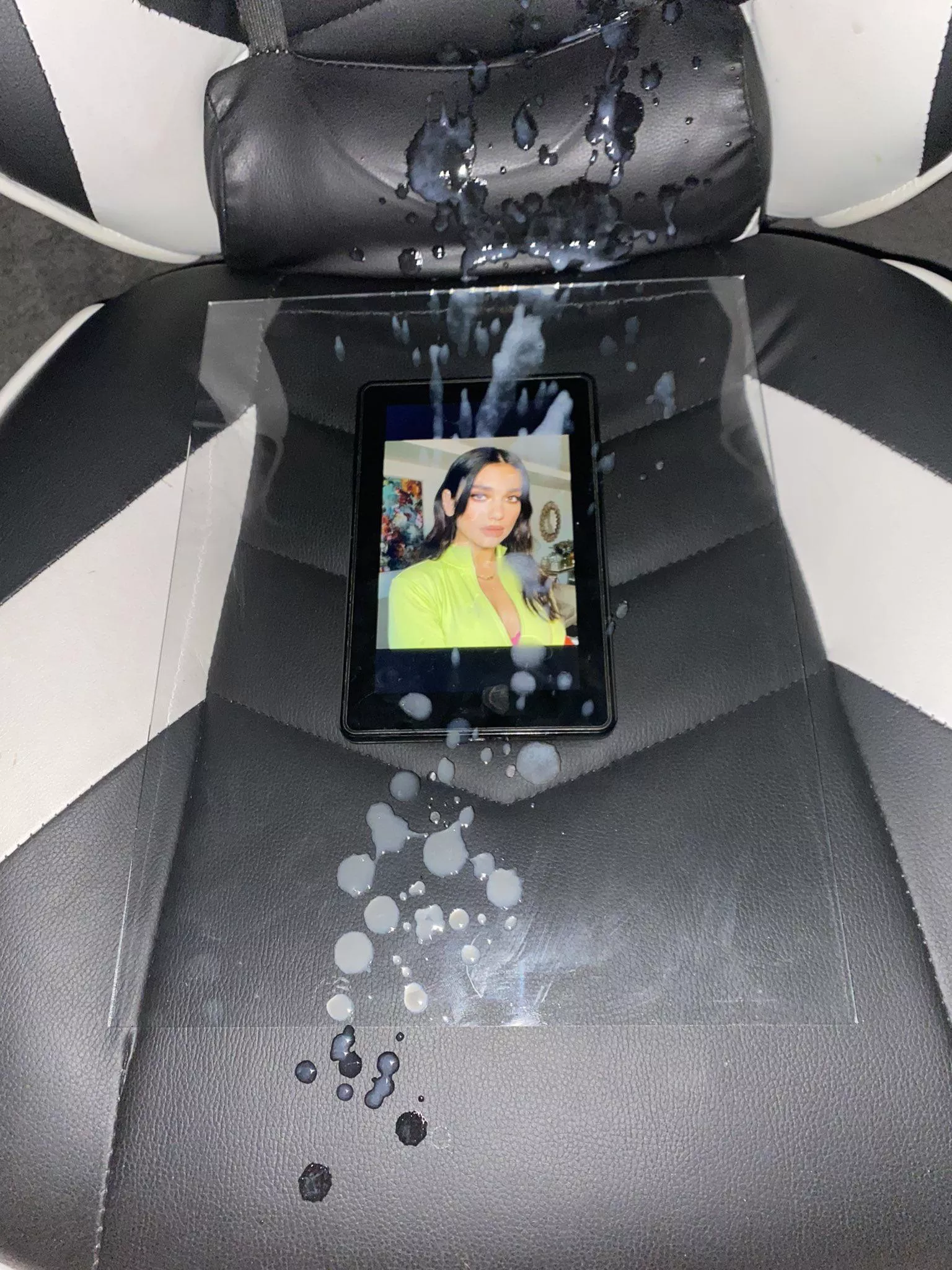 dua lips drained my balls posted by aribackstagepass