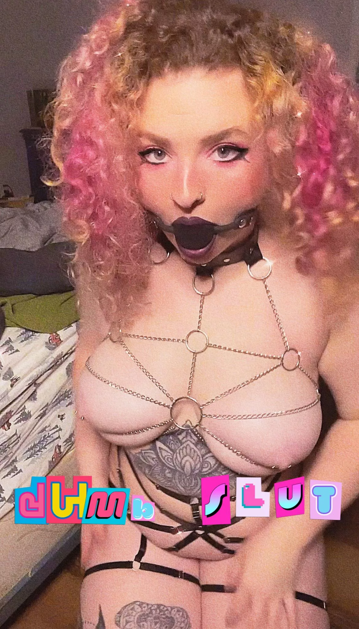 dumb slut posted by SinsationalPersefune