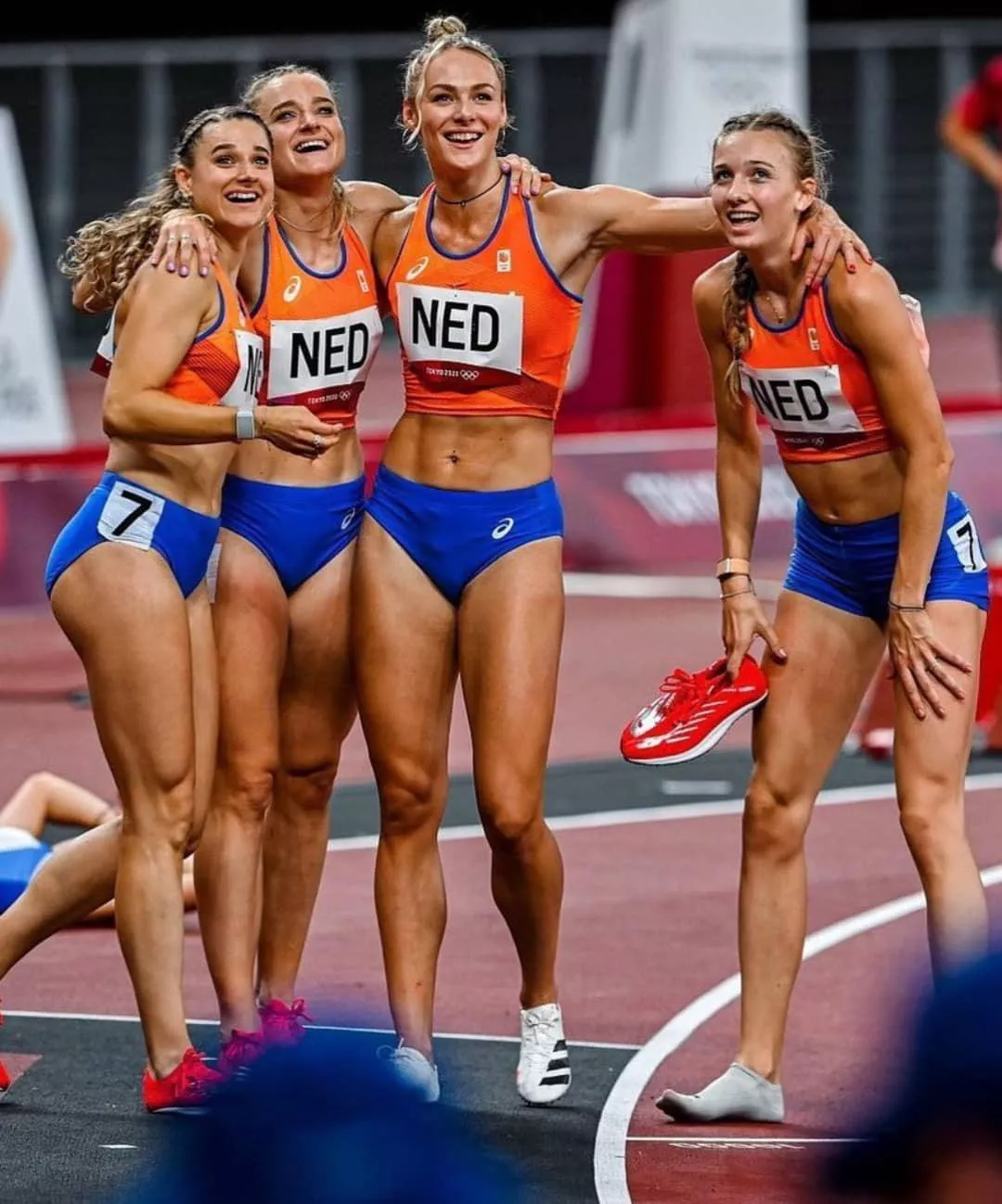 Dutch Relay Team posted by ModernHagiography