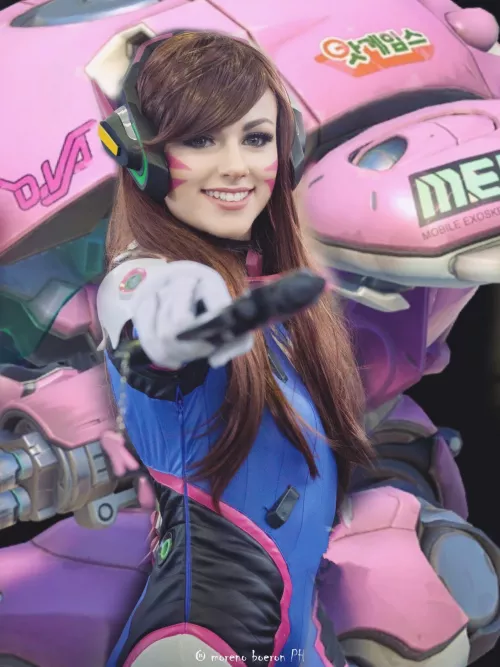 D.Va cosplay by me! by AlixxRosa