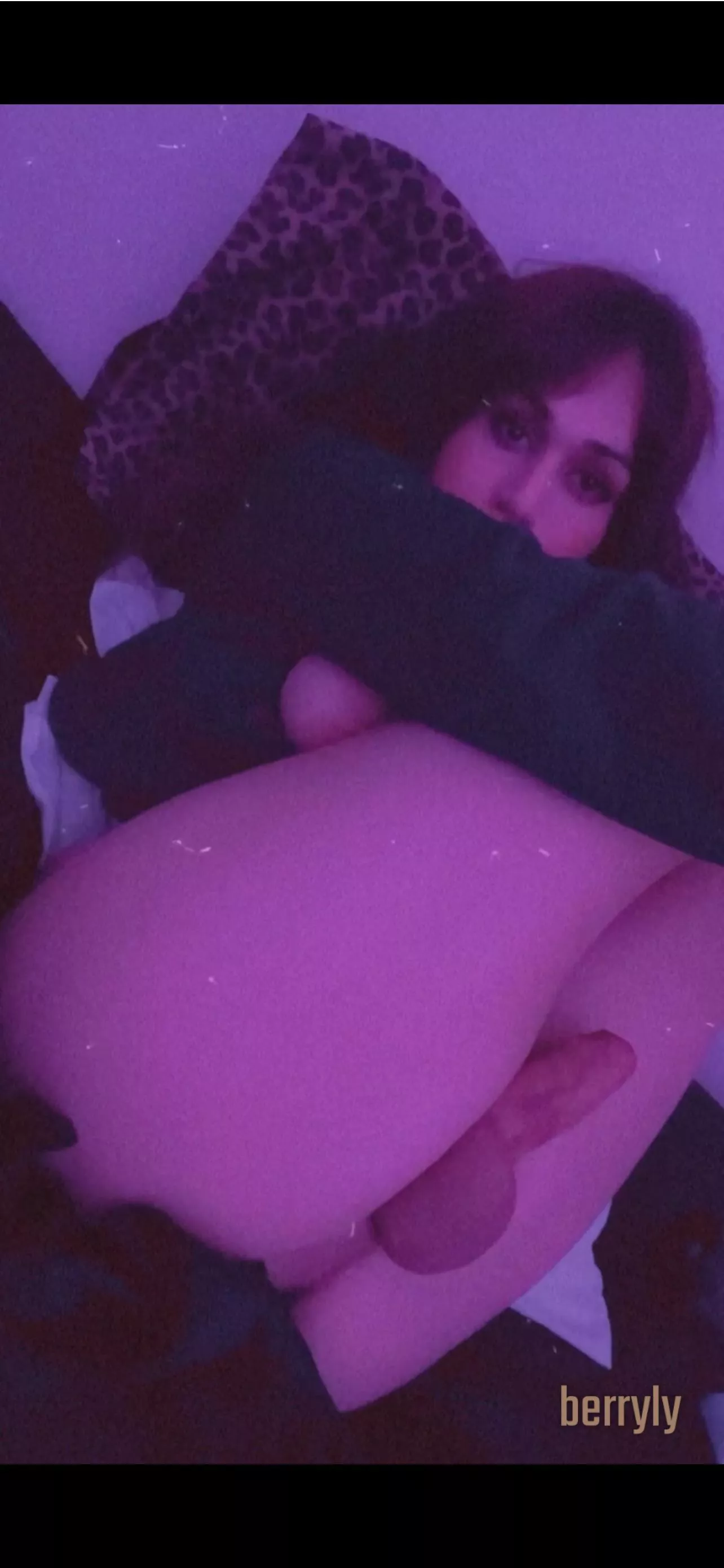 dying to be touched right noww 💜 posted by xoChloe