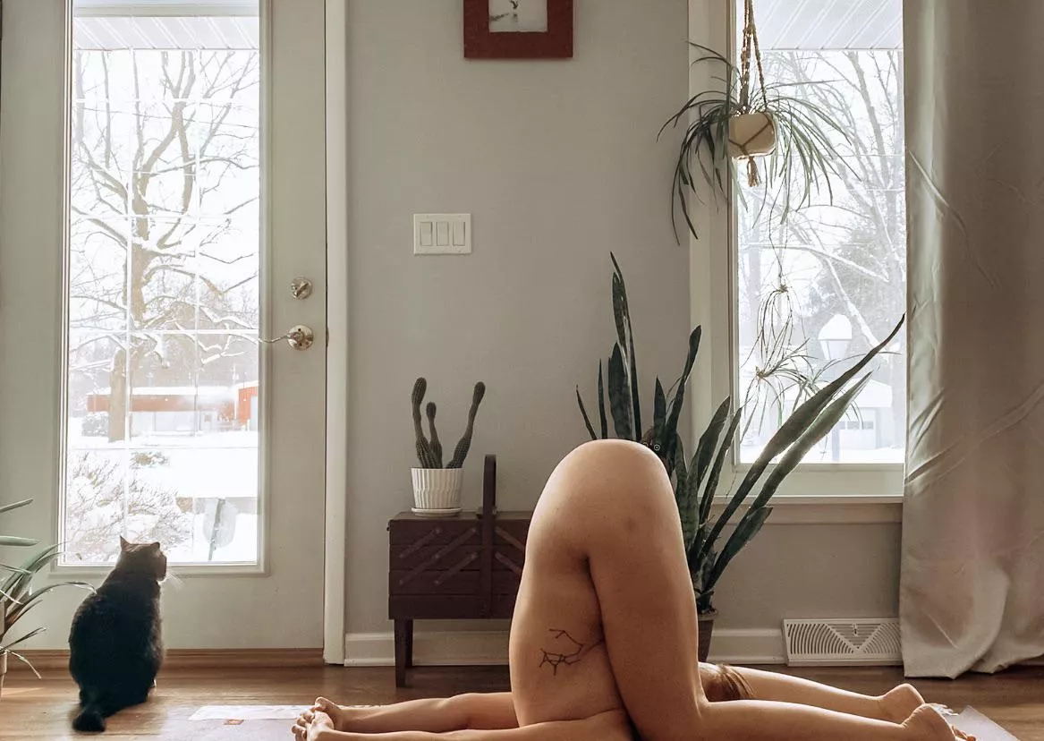 Ear pressure pose….I call it..”fuck me” pose… only on OF, link in comments posted by ButterflyYoga