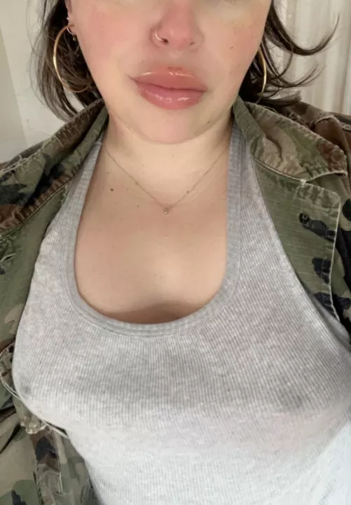 Earlier when I was running errands 👀 by fertile-croissant