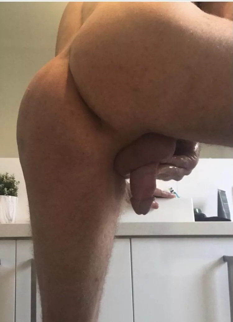 Easter eggs or this? 🤷‍♂️ posted by Like_to_explore