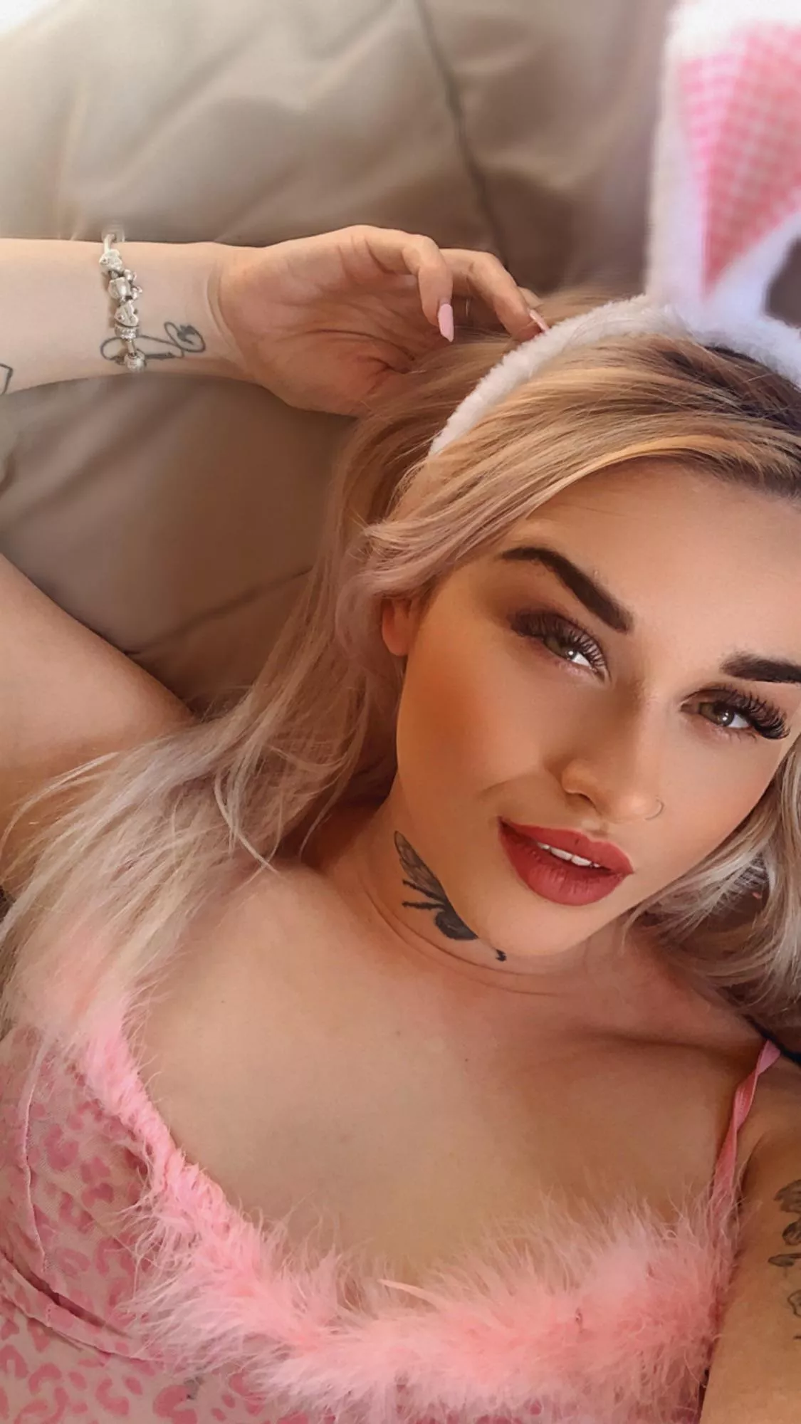 Easter sundays be like 🐰💘 posted by ohXhoneyX