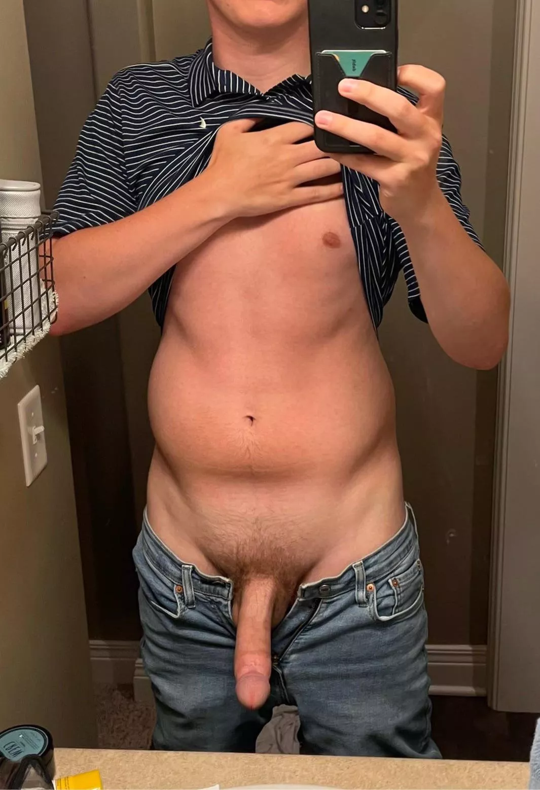 Easy access (20) posted by duckpudding32