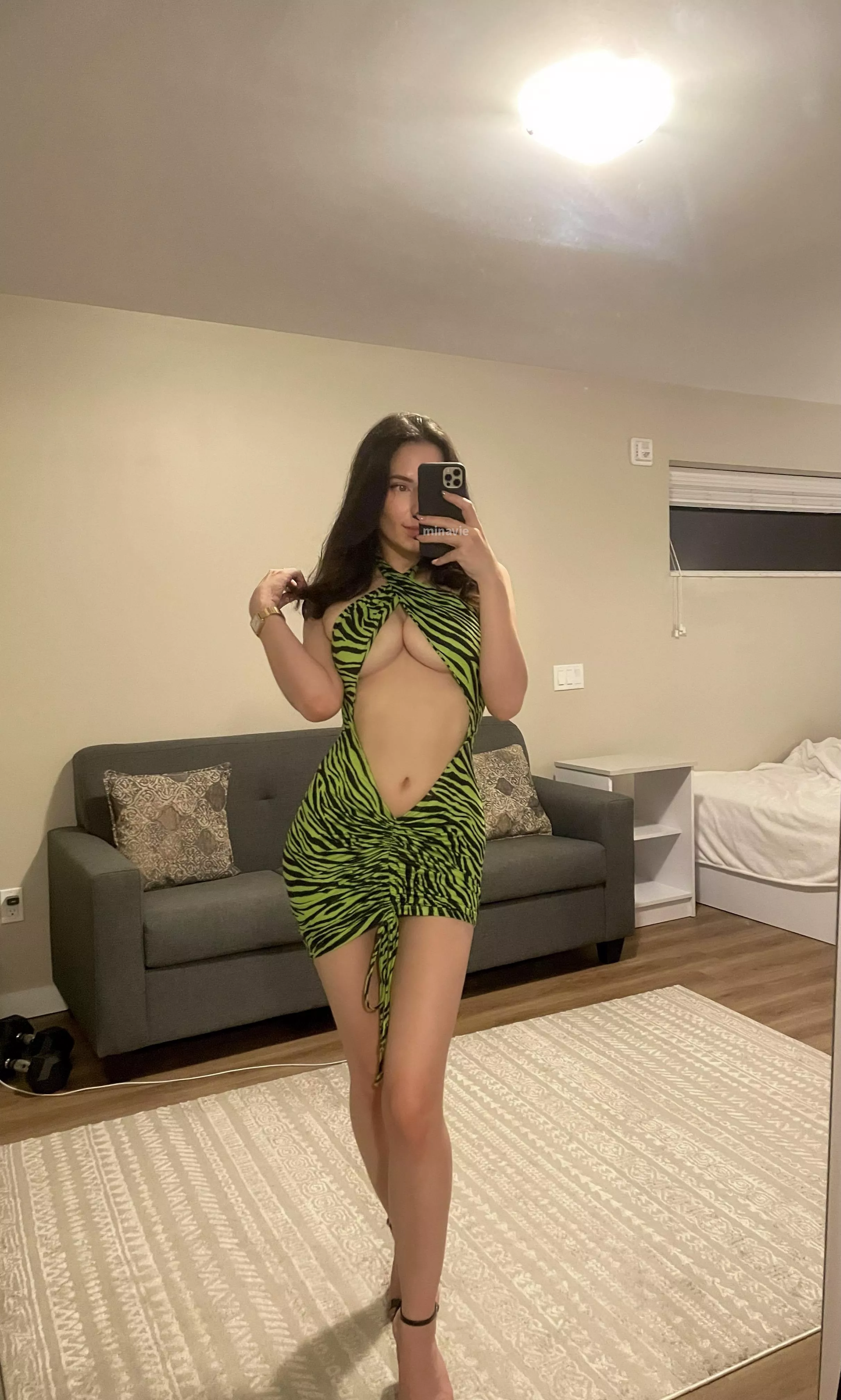 Easy access dress 😉 posted by MinaVie