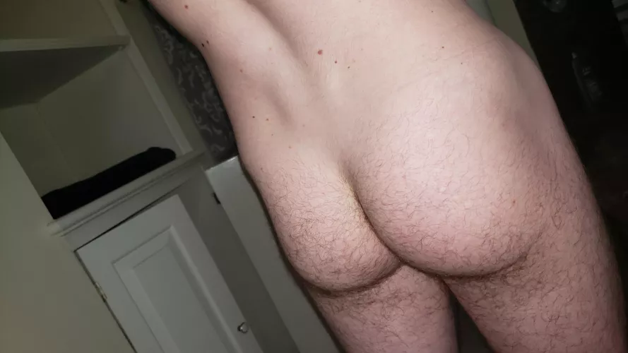 Eat my butt. 😏 by Aech80