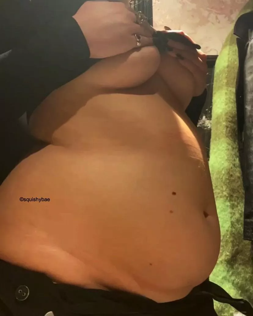 Eating is my thing 😜 posted by squishy_bae