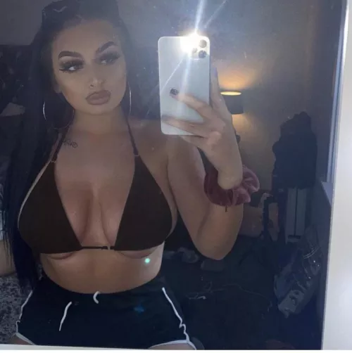 Eilidh 🏴󠁧󠁢󠁳󠁣󠁴󠁿 by LumpyDragonfruit6104