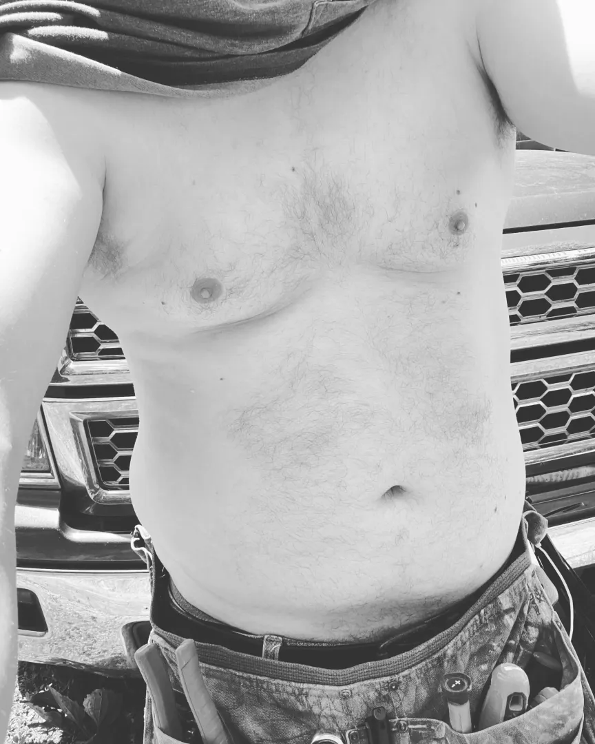 Electrician for hire 😜 posted by avrgdad13