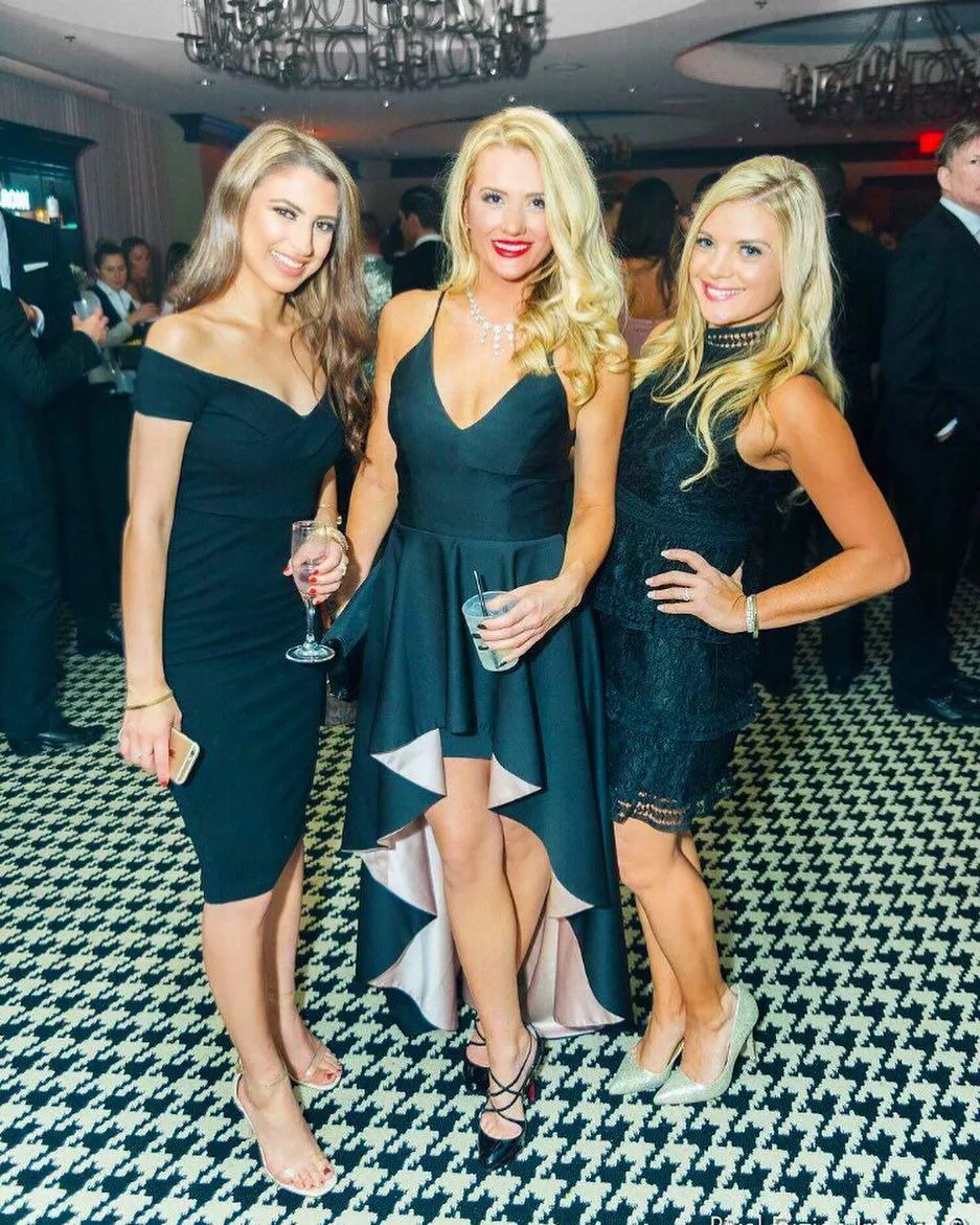 Elegant Guests--A change from the usual bikini clad and sorority sisterhood genre on this sub. posted by otterconfuzion