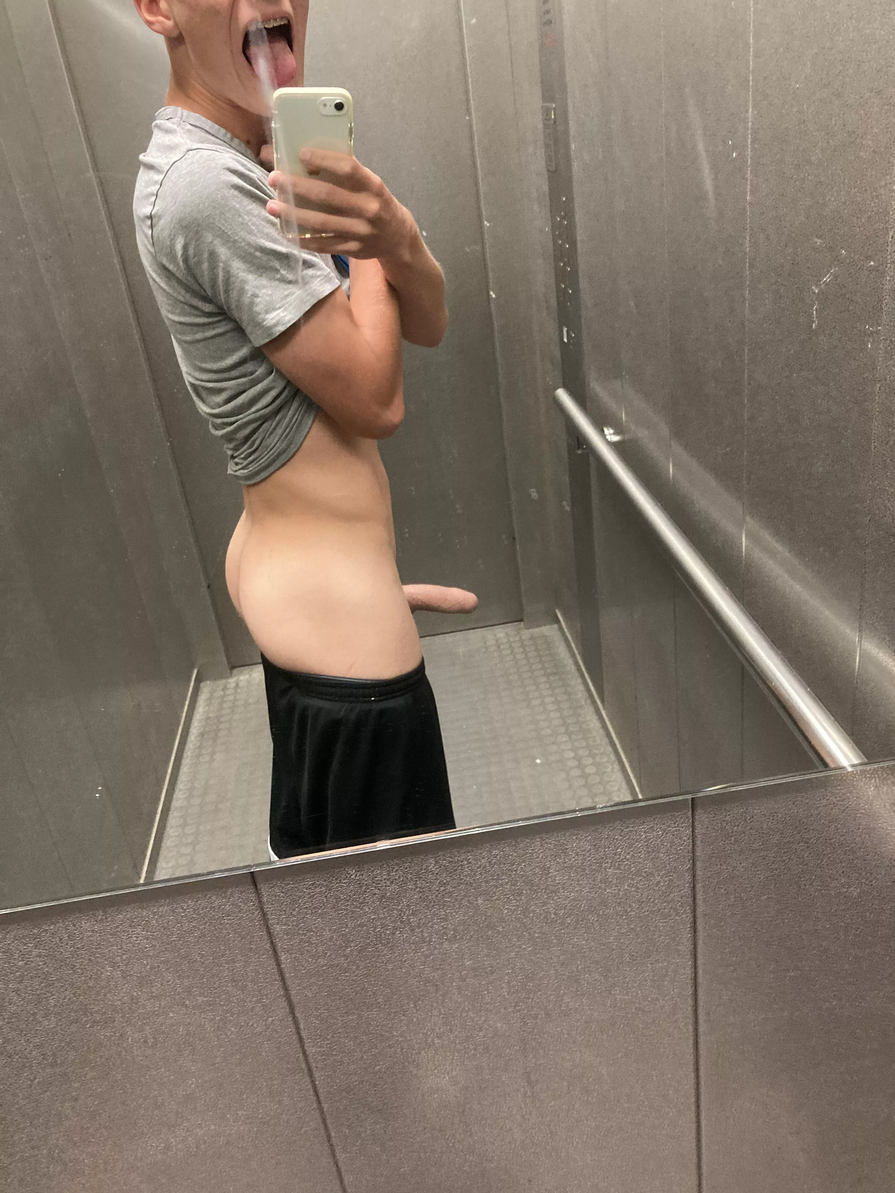 Elevator Action with me? posted by elevatortrh