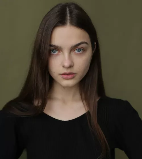 Eliz Chupris by shbmpl