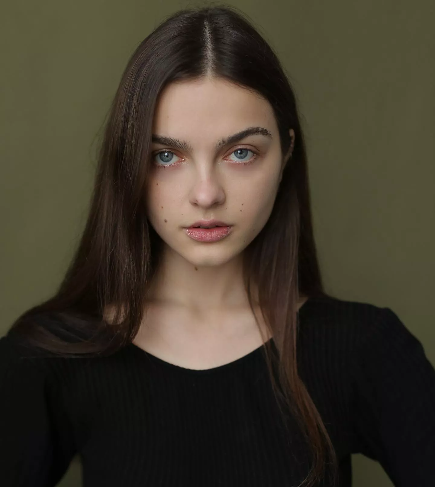 Eliz Chupris posted by shbmpl