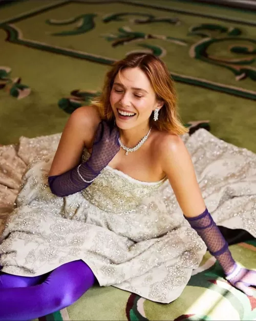 Elizabeth Olsen by heavydoseofatmos