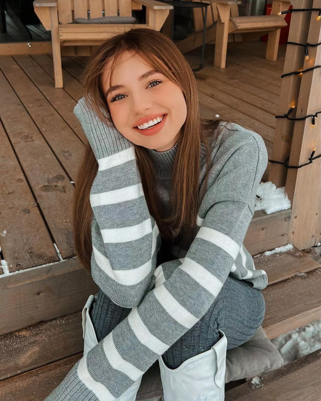 Elizabeth Vasilenko posted by cashmere1977-2