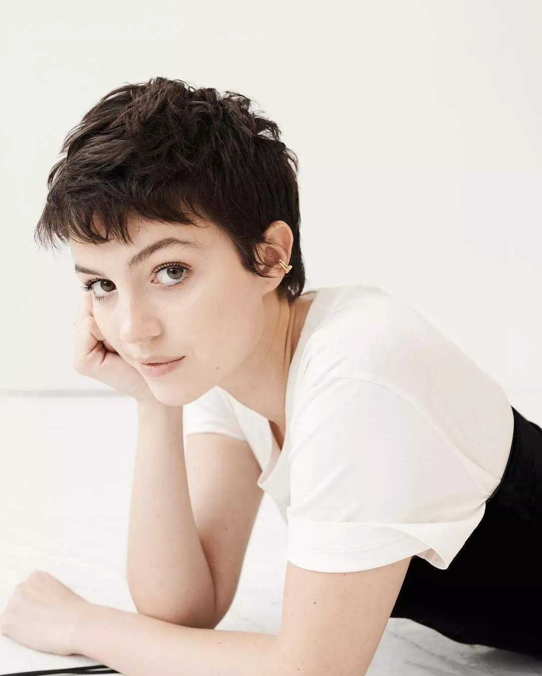 Ella Hunt posted by GlamMetalLion