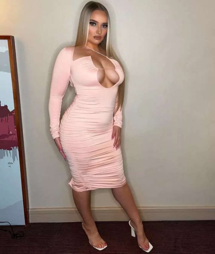 Ella posted by corruptusextremis