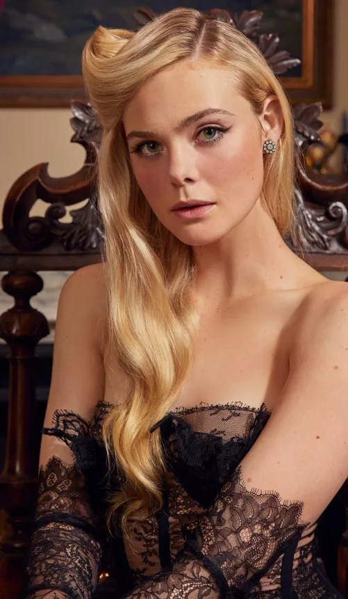 Elle Fanning by GrubeMessel