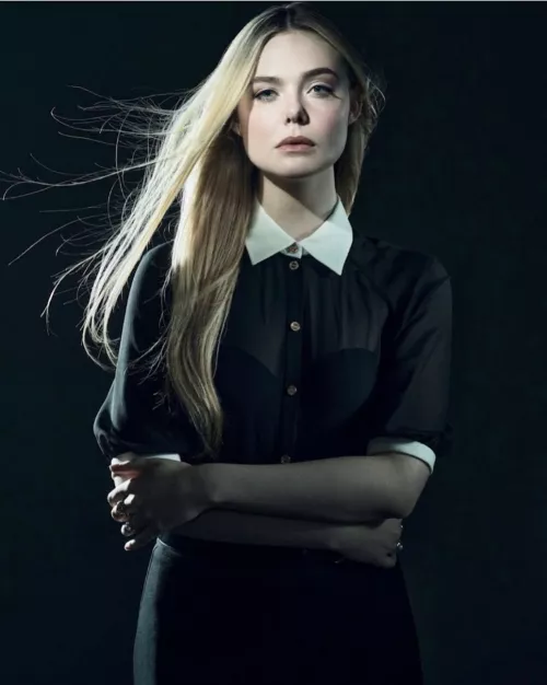 Elle Fanning by GlamMetalLion
